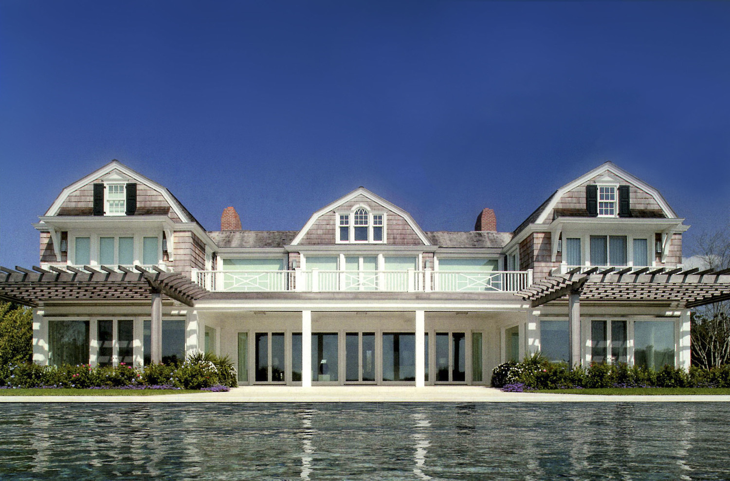 Oceanfront custom home on Gin Lane, Southampton