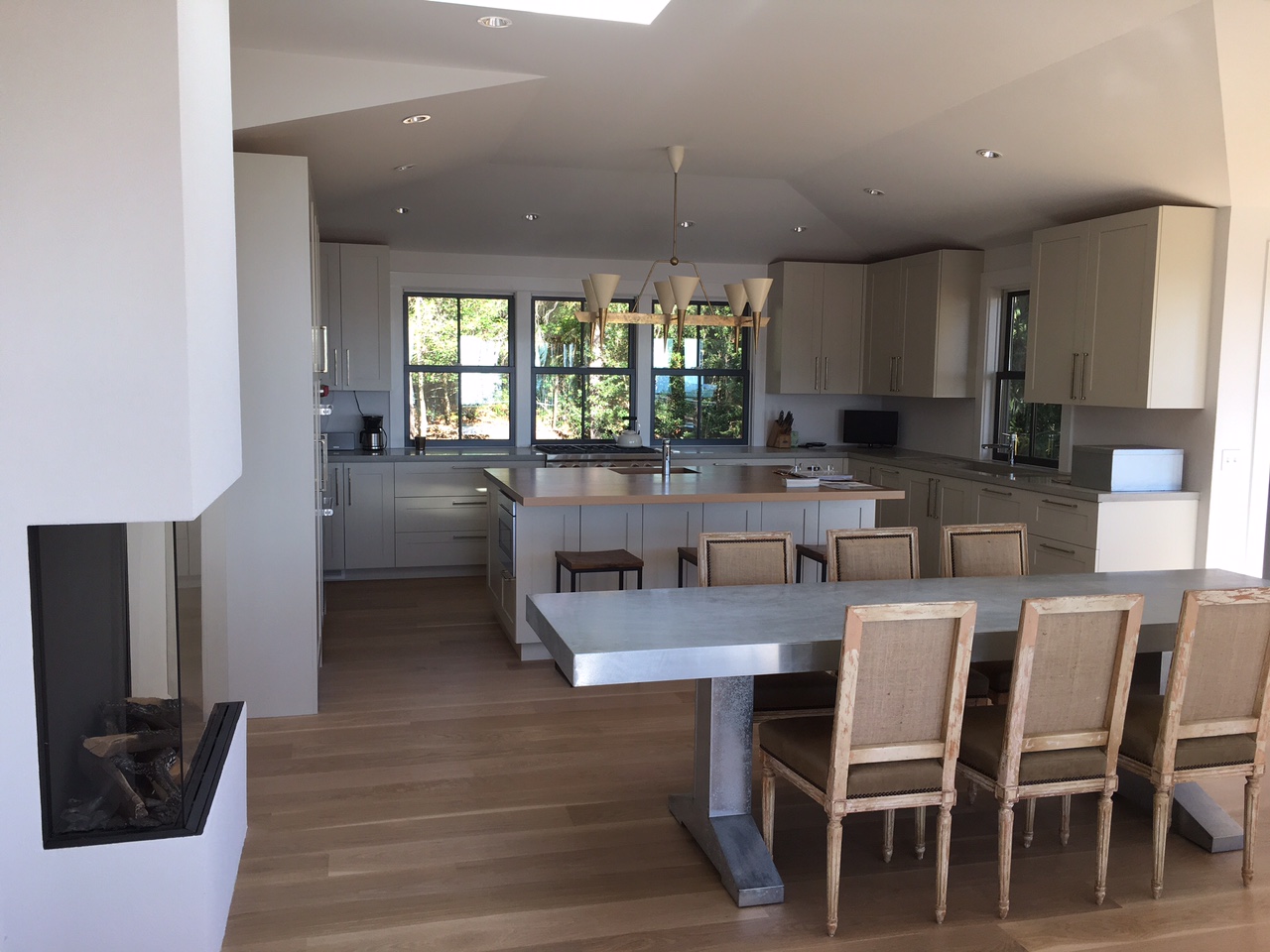 Hill Top custom home, Southampton